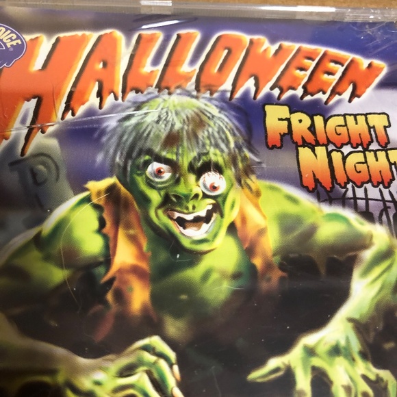 SALE New Sealed Halloween CD Fright Night Turn Up the Music 2000 - Picture 7 of 7